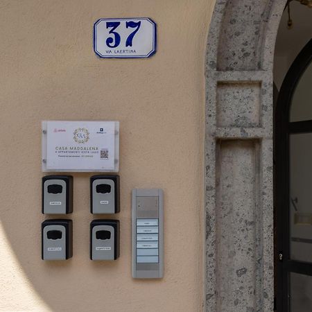 Casa Vacanze Maddalena - Palazzetto Sul Lago - Diamante Rosa Marta Exterior foto