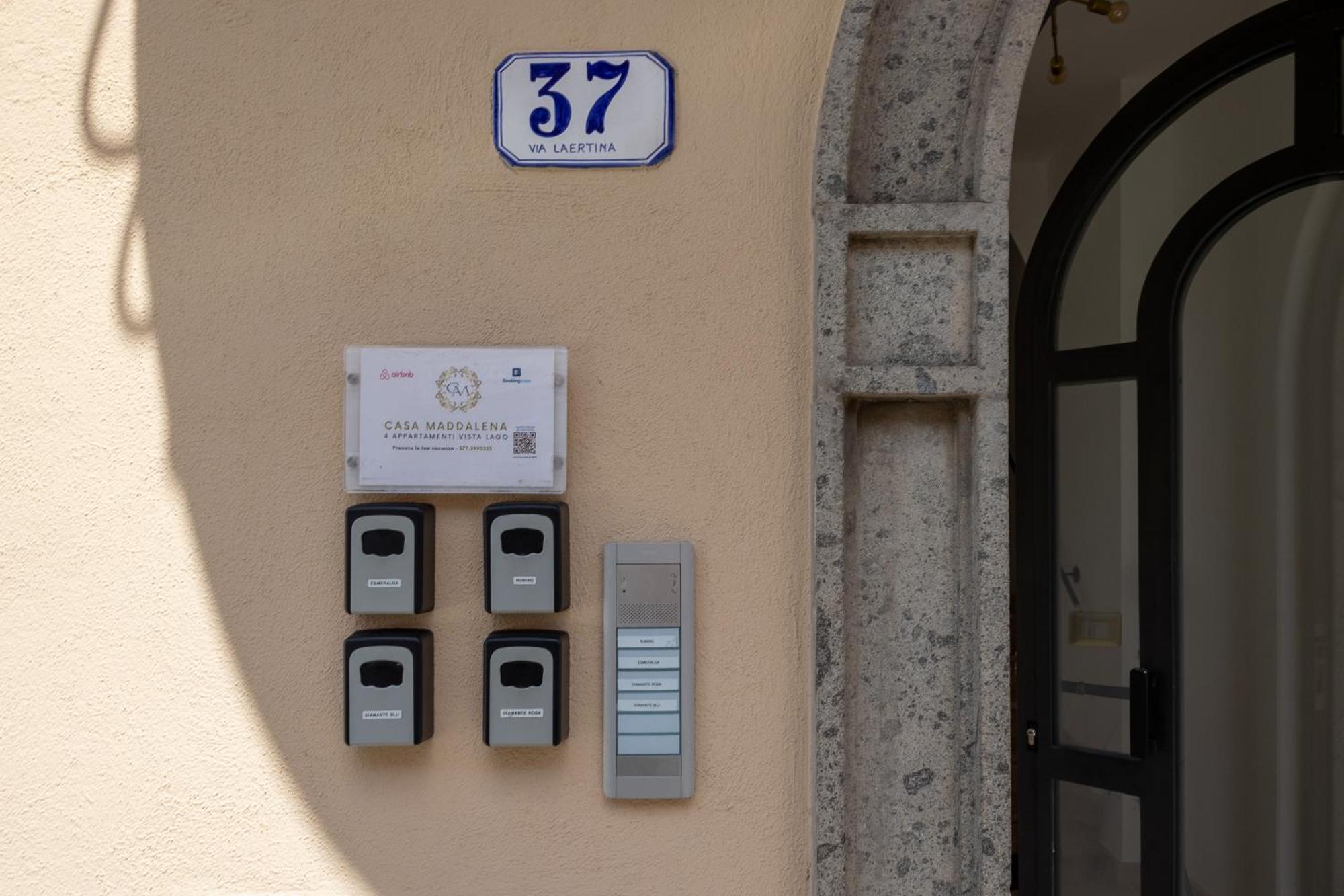 Casa Vacanze Maddalena - Palazzetto Sul Lago - Diamante Rosa Marta Exterior foto